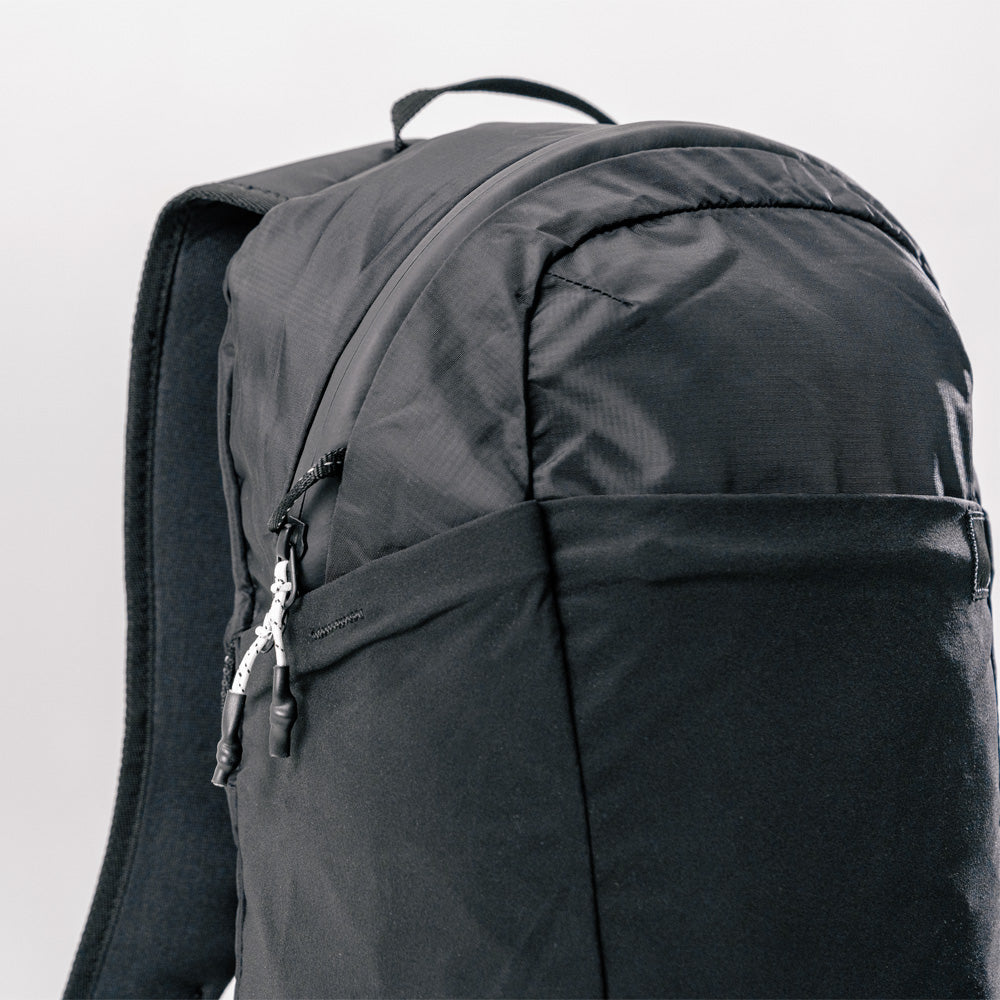 16Matador_ReFractionSeries_Studio_Backpack_15.jpg