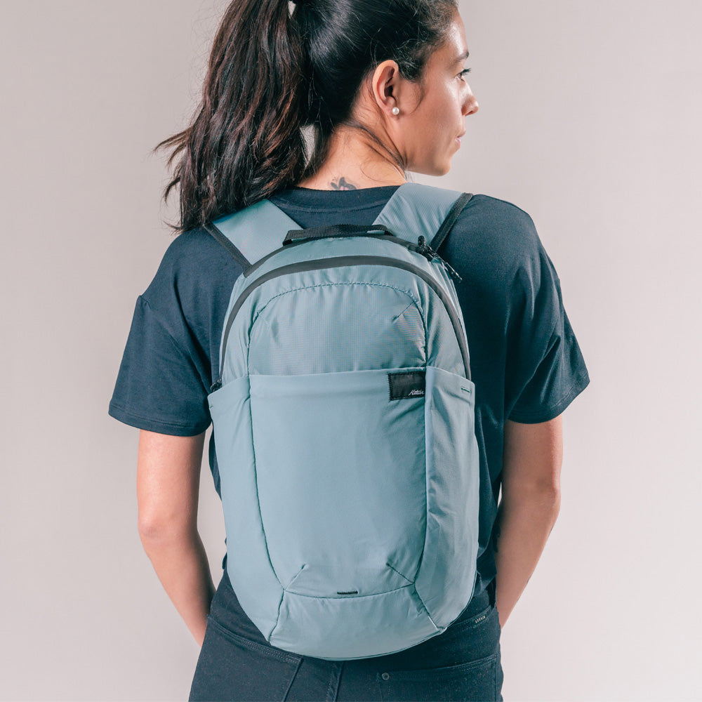 25Matador_ReFractionSeries_Studio_Backpack_78.jpg