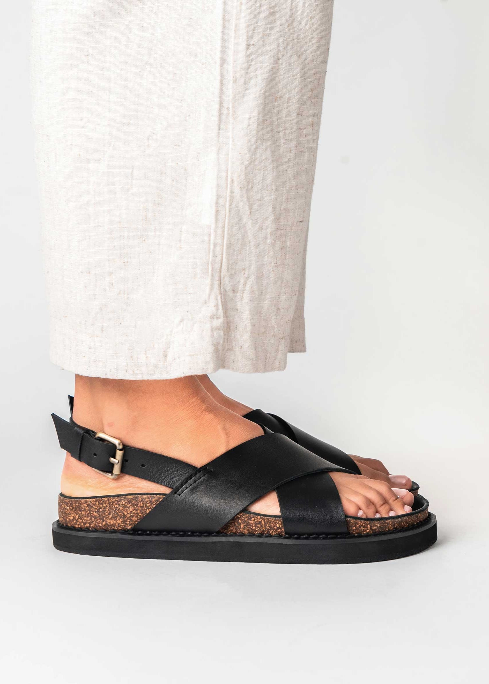 Capri Sandal - Wider Fit in Black