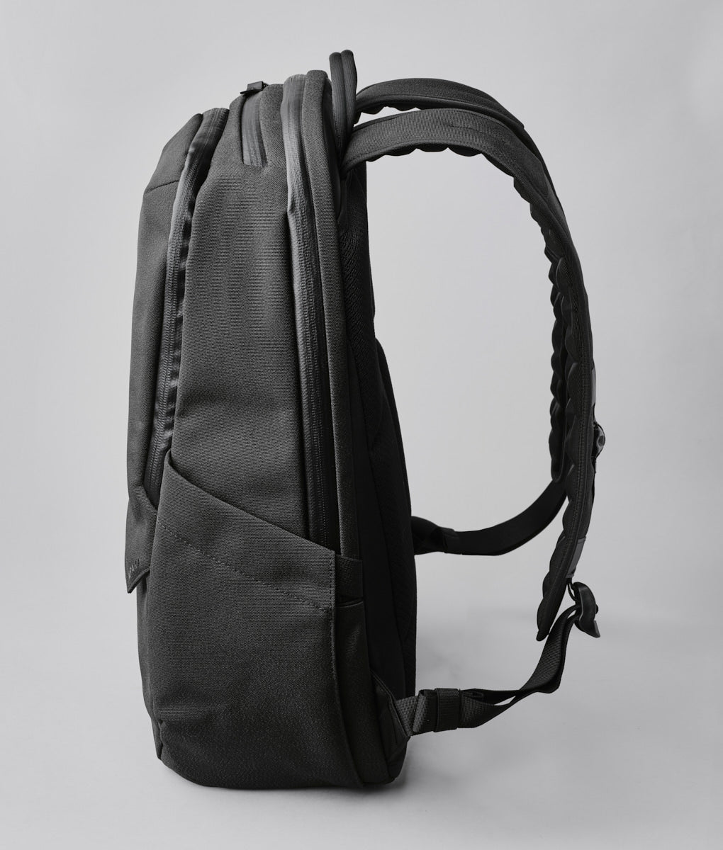 ELEMENTSBACKPACKPROAXOFLUX600DBLACK14.jpg