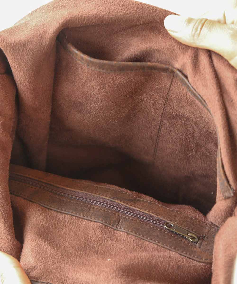 hobo-bag-brown-550686.jpg